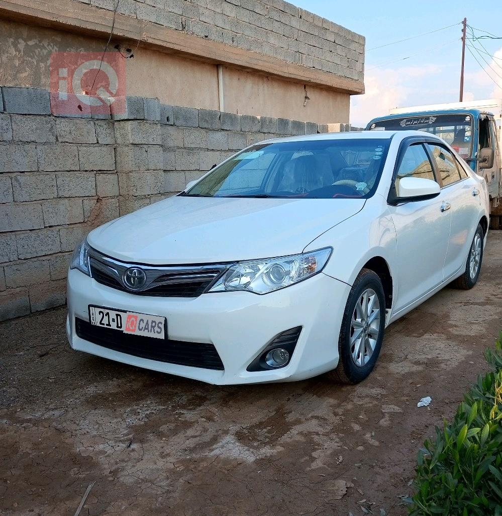 تۆیۆتا کامری